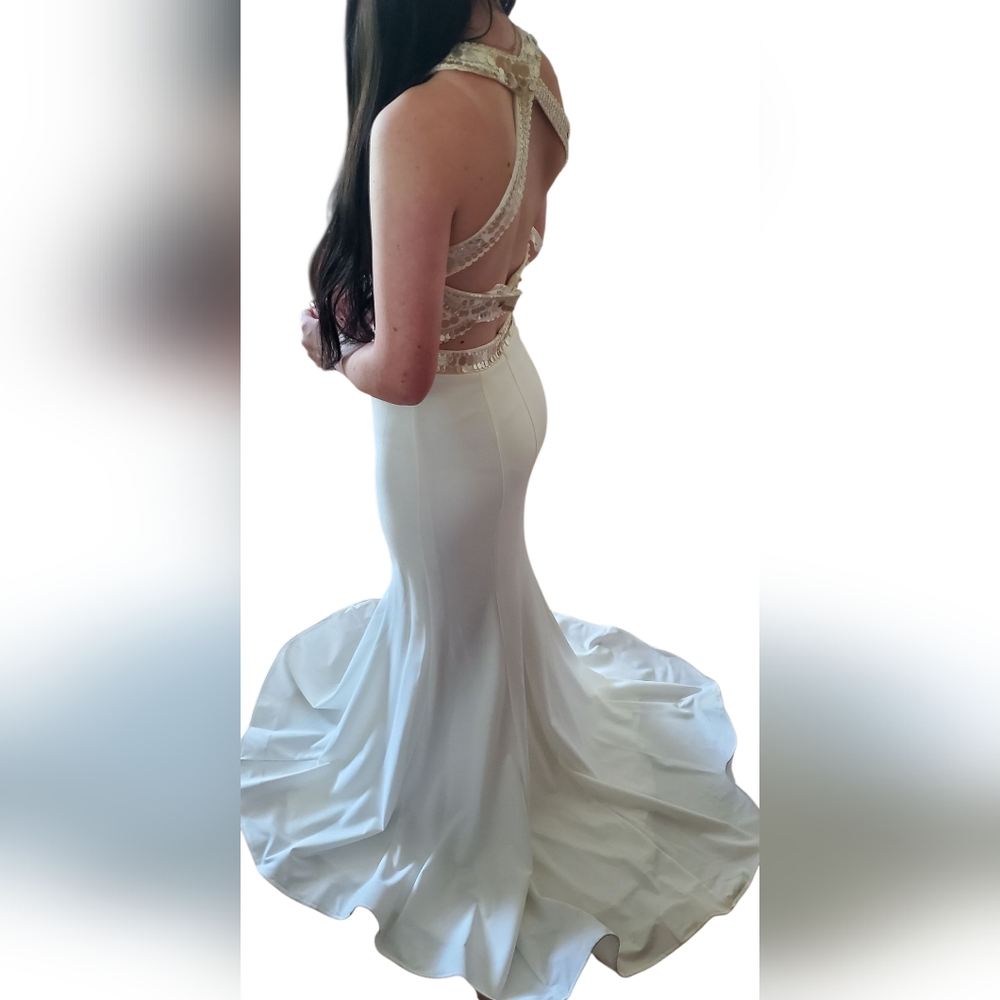 GIGI 2 Piece Le Femme Ivory With Rose Gold Sequins Prom Dress Womens Size 4 - Picture 5 of 16